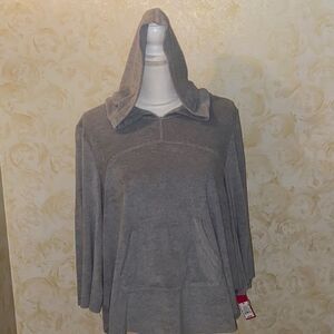 NWT! “xhilartion” Cement Sleepwear Top!